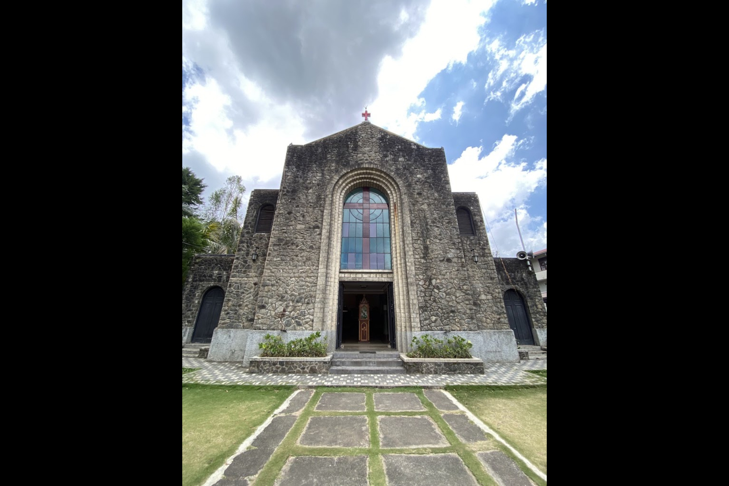12 st anthony shrine1500x1000