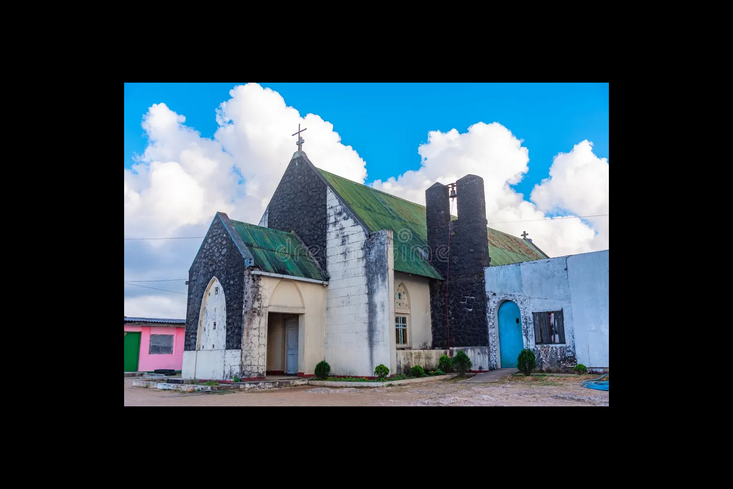 20 st paul hermit church haputale1500x1000